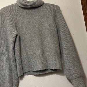 Brand new women’s sweater size s